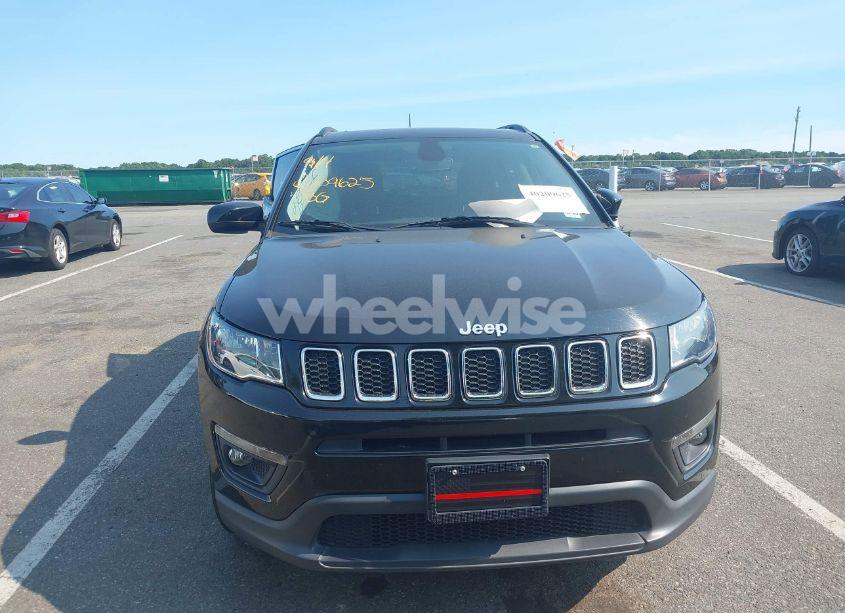 Photo 12 of 2020 Jeep Compass LATITUDE 4X4 (VIN 3C4NJDBB6LT219674)