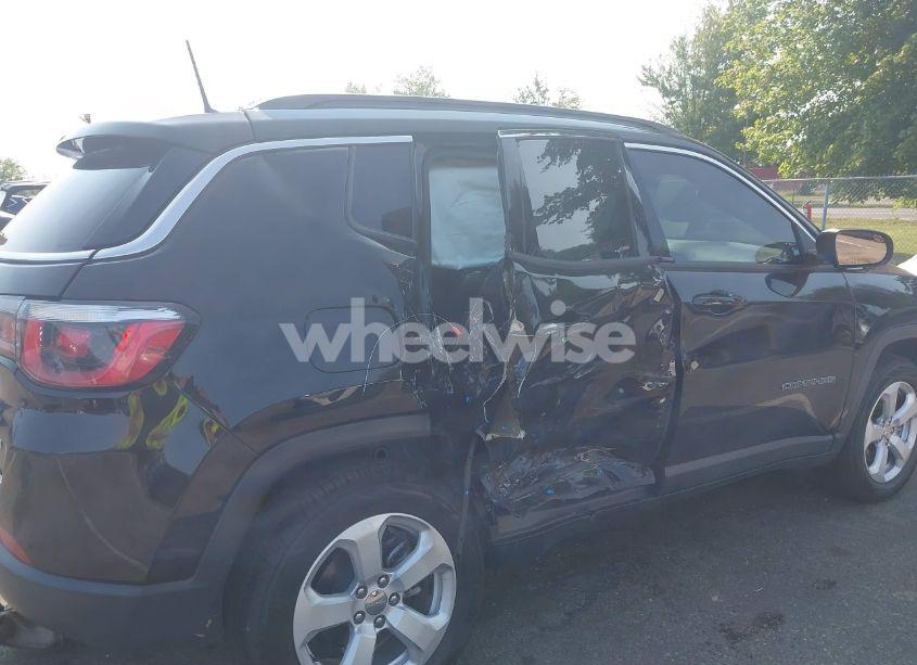 Photo 17 of 2020 Jeep Compass LATITUDE 4X4 (VIN 3C4NJDBB6LT219674)