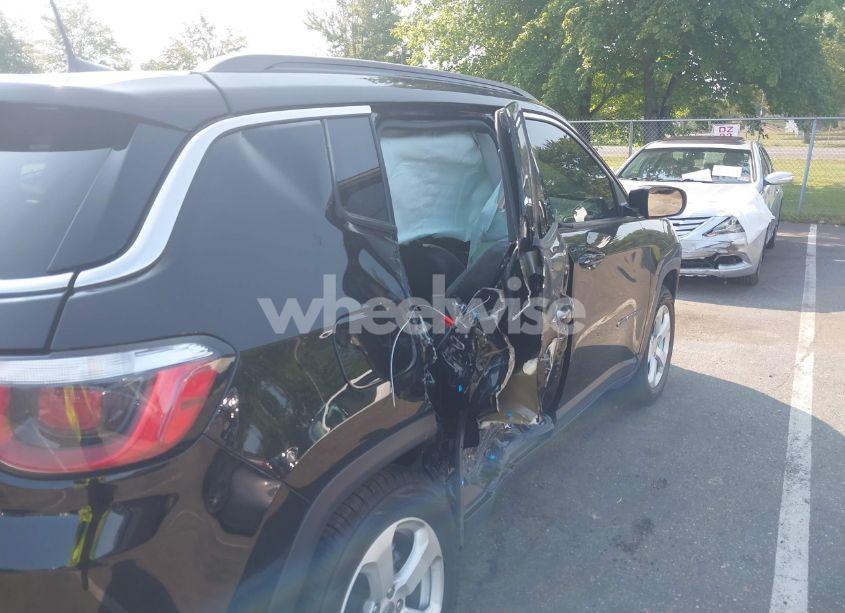 Photo 18 of 2020 Jeep Compass LATITUDE 4X4 (VIN 3C4NJDBB6LT219674)