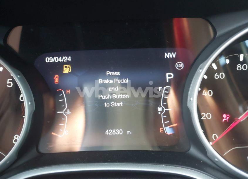 Photo 7 of 2020 Jeep Compass LATITUDE 4X4 (VIN 3C4NJDBB6LT219674)