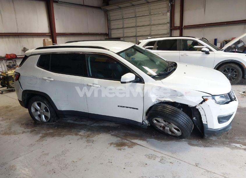 Photo 13 of 2021 Jeep Compass LATITUDE 4X4 (VIN 3C4NJDBB6MT593316)