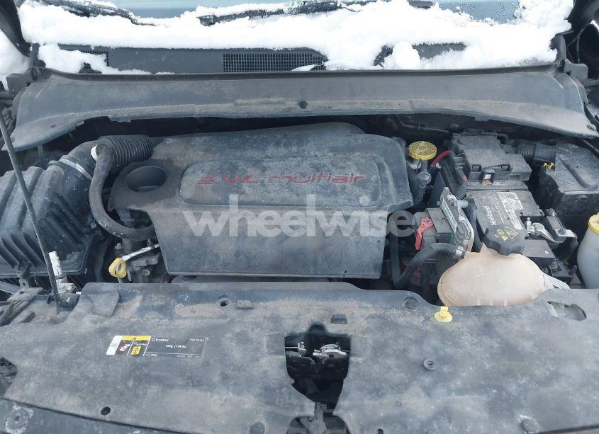 Photo 10 of 2018 Jeep Compass LATITUDE 4X4 (VIN 3C4NJDBB7JT147302)