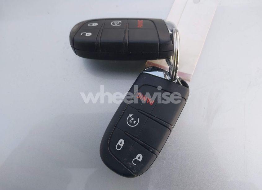 Photo 11 of 2018 Jeep Compass LATITUDE 4X4 (VIN 3C4NJDBB7JT147302)