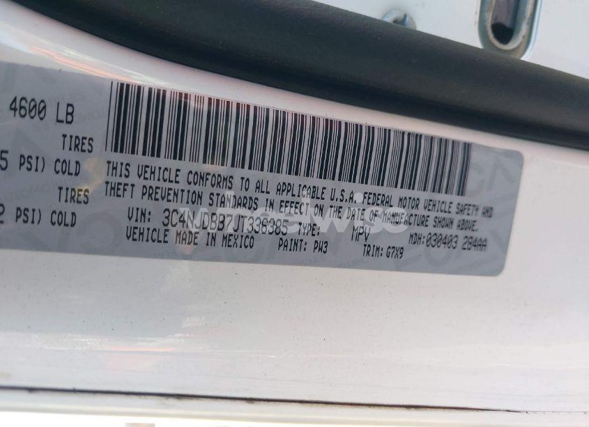 Photo 9 of 2018 Jeep Compass LATITUDE 4X4 (VIN 3C4NJDBB7JT336385)