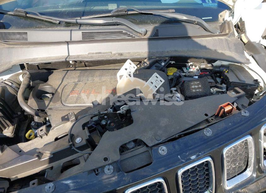 Photo 10 of 2019 Jeep Compass LATITUDE 4X4 (VIN 3C4NJDBB7KT628622)