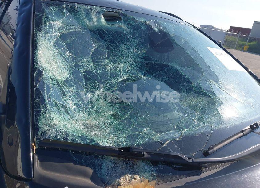 Photo 6 of 2019 Jeep Compass LATITUDE 4X4 (VIN 3C4NJDBB7KT761185)