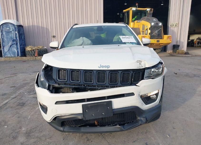 Photo 13 of 2020 Jeep Compass LATITUDE 4X4 (VIN 3C4NJDBB7LT130132)