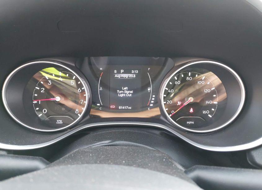 Photo 7 of 2020 Jeep Compass LATITUDE 4X4 (VIN 3C4NJDBB7LT130132)