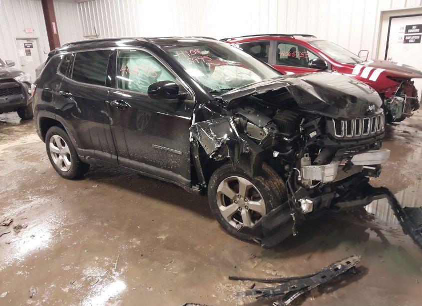 2020 Jeep Compass LATITUDE 4X4 (VIN 3C4NJDBB7LT165043) main photo