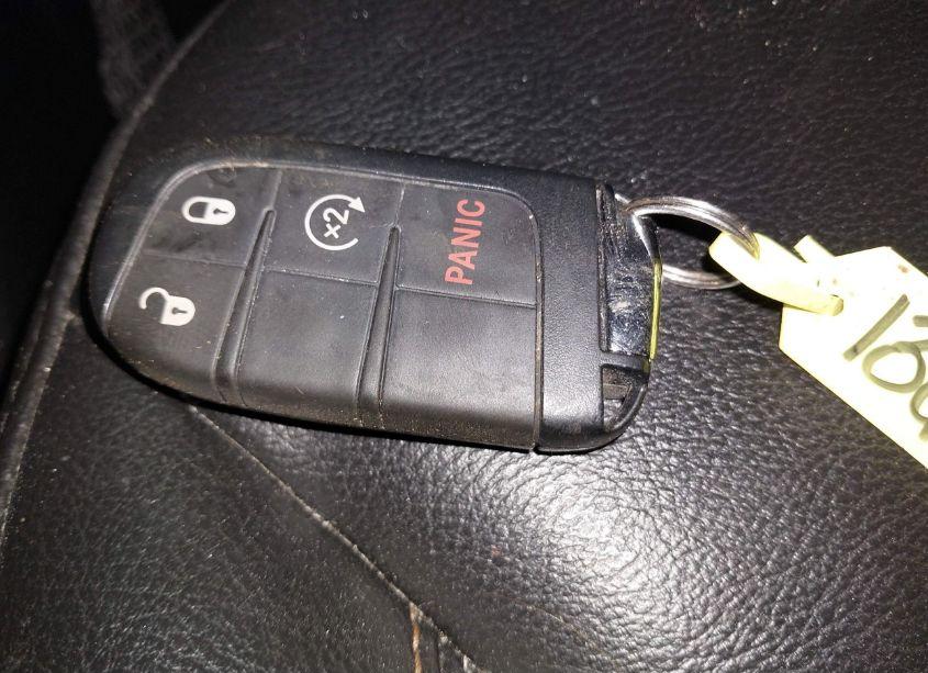 Photo 11 of 2020 Jeep Compass LATITUDE 4X4 (VIN 3C4NJDBB7LT165043)