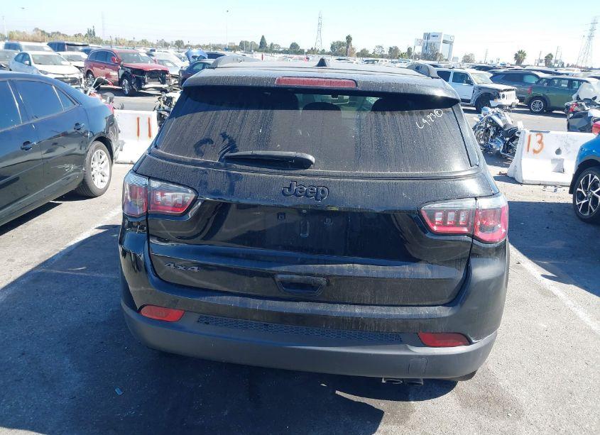 Photo 16 of 2020 Jeep Compass ALTITUDE 4X4 (VIN 3C4NJDBB7LT197376)