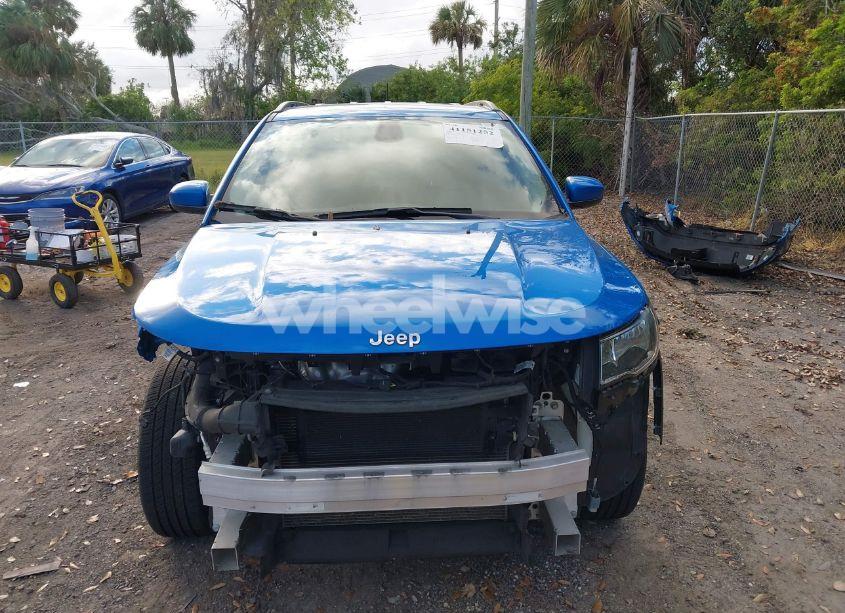 Photo 13 of 2020 Jeep Compass LATITUDE 4X4 (VIN 3C4NJDBB7LT241005)