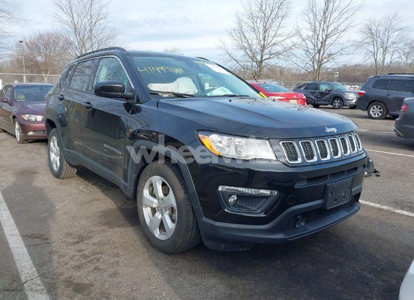 2021 Jeep Compass LATITUDE 4X4 (VIN 3C4NJDBB7MT540625) main photo
