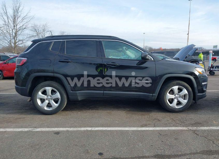 Photo 13 of 2021 Jeep Compass LATITUDE 4X4 (VIN 3C4NJDBB7MT540625)