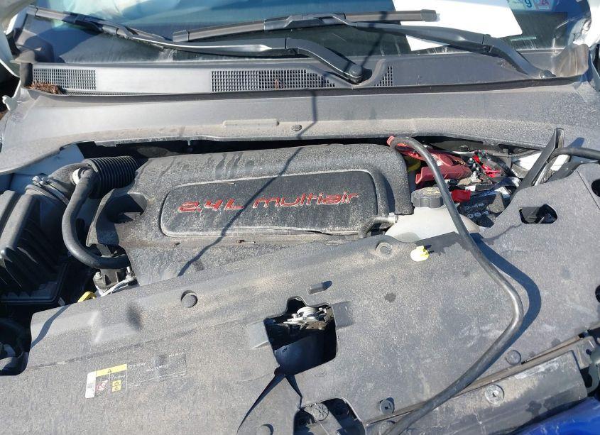 Photo 10 of 2021 Jeep Compass LATITUDE 4X4 (VIN 3C4NJDBB7MT551883)