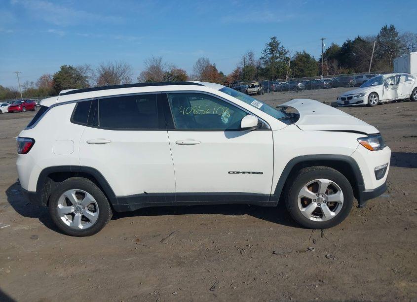 Photo 13 of 2021 Jeep Compass LATITUDE 4X4 (VIN 3C4NJDBB7MT551883)