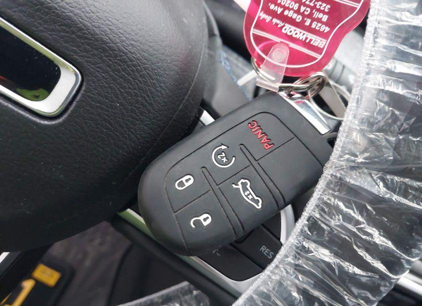 Photo 11 of 2022 Jeep Compass LATITUDE 4X4 (VIN 3C4NJDBB7NT113706)