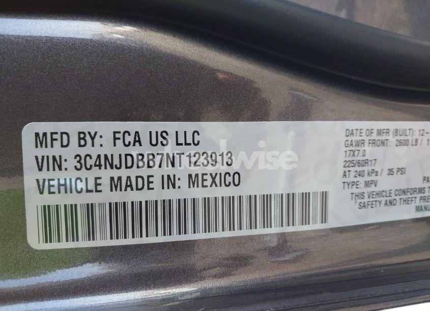 Photo 8 of 2022 Jeep Compass LATITUDE 4X4 (VIN 3C4NJDBB7NT123913)