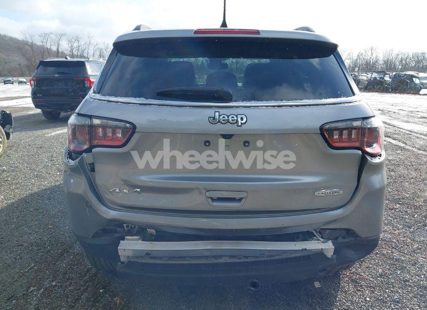 Photo 16 of 2022 Jeep Compass LATITUDE 4X4 (VIN 3C4NJDBB7NT203406)