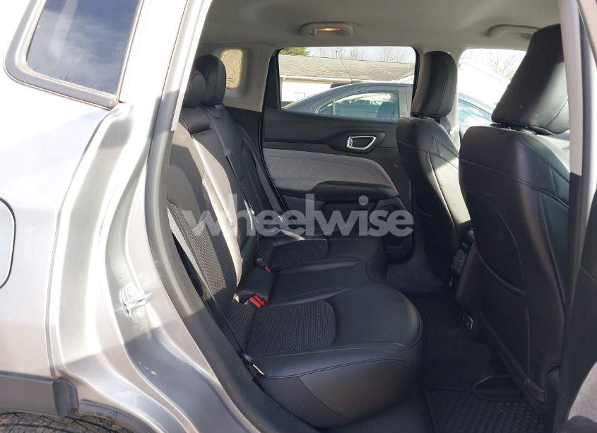 Photo 8 of 2022 Jeep Compass LATITUDE 4X4 (VIN 3C4NJDBB7NT203406)