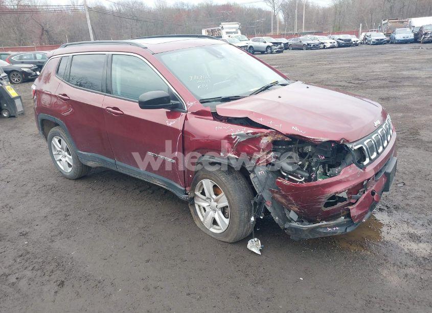 2022 Jeep Compass LATITUDE 4X4 (VIN 3C4NJDBB7NT206323) main photo