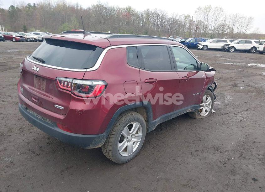 Photo 4 of 2022 Jeep Compass LATITUDE 4X4 (VIN 3C4NJDBB7NT206323)