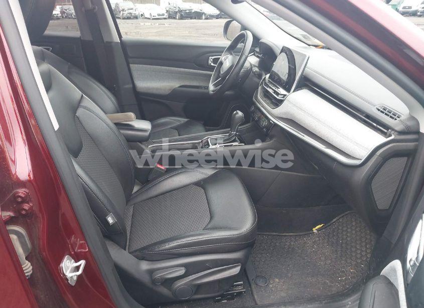 Photo 5 of 2022 Jeep Compass LATITUDE 4X4 (VIN 3C4NJDBB7NT206323)