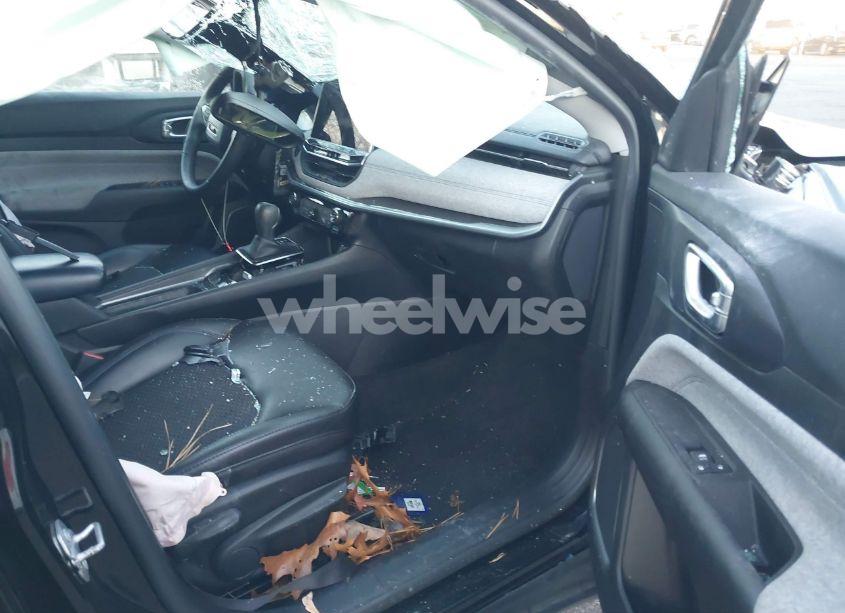 Photo 5 of 2022 Jeep Compass LATITUDE 4X4 (VIN 3C4NJDBB7NT215684)