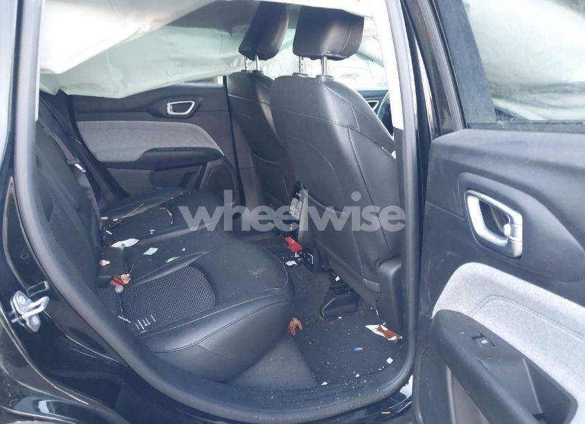 Photo 8 of 2022 Jeep Compass LATITUDE 4X4 (VIN 3C4NJDBB7NT215684)