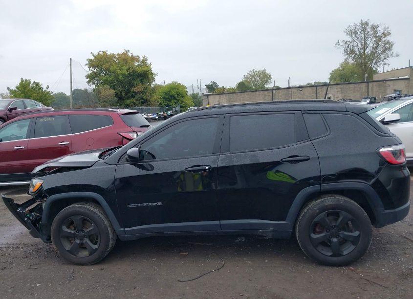 Photo 14 of 2017 Jeep New COMPASS LATITUDE 4X4 (VIN 3C4NJDBB8HT665588)