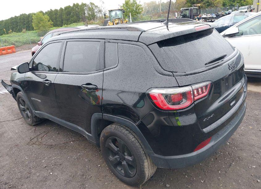 Photo 3 of 2017 Jeep New COMPASS LATITUDE 4X4 (VIN 3C4NJDBB8HT665588)