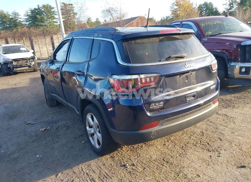Photo 3 of 2018 Jeep Compass LATITUDE 4X4 (VIN 3C4NJDBB8JT103972)