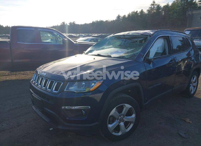 Photo 6 of 2018 Jeep Compass LATITUDE 4X4 (VIN 3C4NJDBB8JT103972)