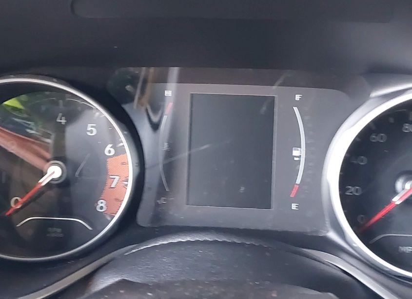 Photo 16 of 2018 Jeep Compass LATITUDE 4X4 (VIN 3C4NJDBB8JT199635)