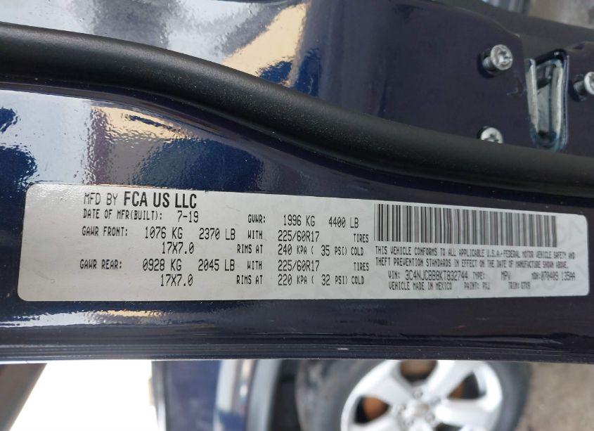 Photo 9 of 2018 Jeep Compass LATITUDE 4X4 (VIN 3C4NJDBB8JT199635)