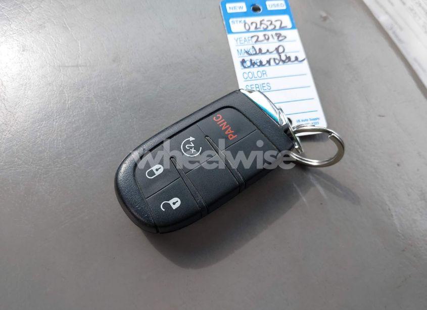 Photo 11 of 2018 Jeep Compass LATITUDE 4X4 (VIN 3C4NJDBB8JT202632)