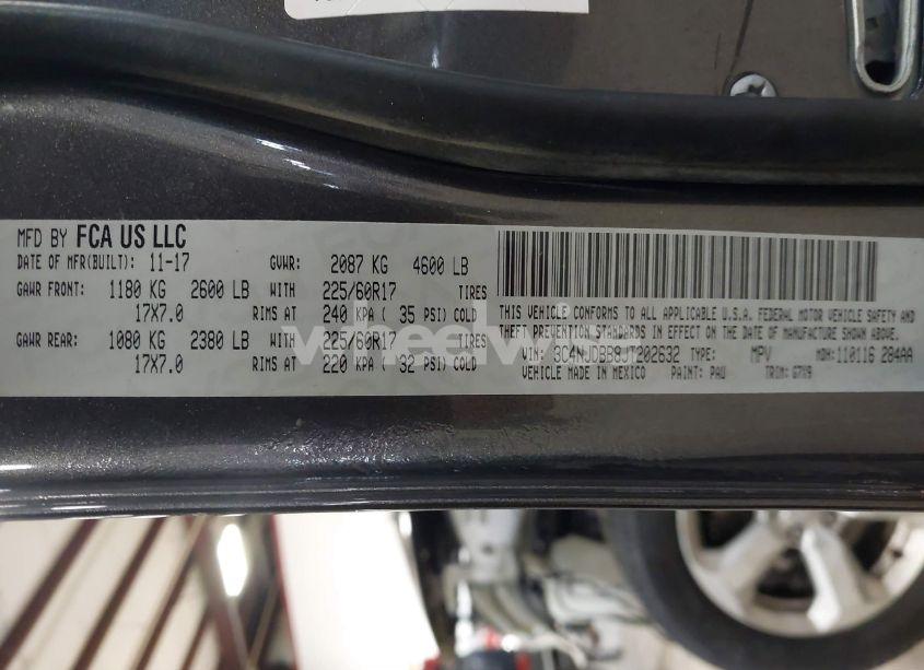 Photo 9 of 2018 Jeep Compass LATITUDE 4X4 (VIN 3C4NJDBB8JT202632)