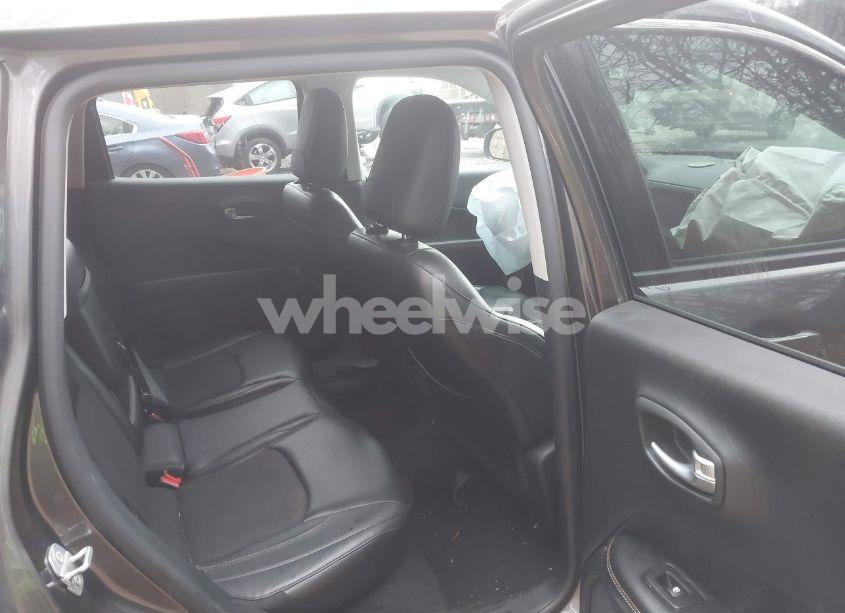 Photo 8 of 2018 Jeep Compass LATITUDE 4X4 (VIN 3C4NJDBB8JT256948)