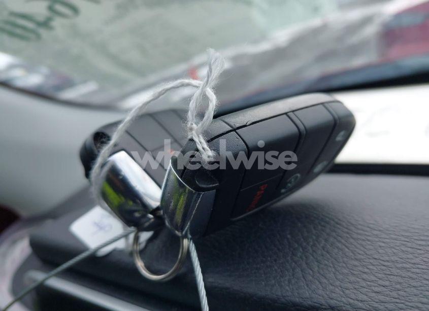 Photo 11 of 2018 Jeep Compass LATITUDE 4X4 (VIN 3C4NJDBB8JT262345)