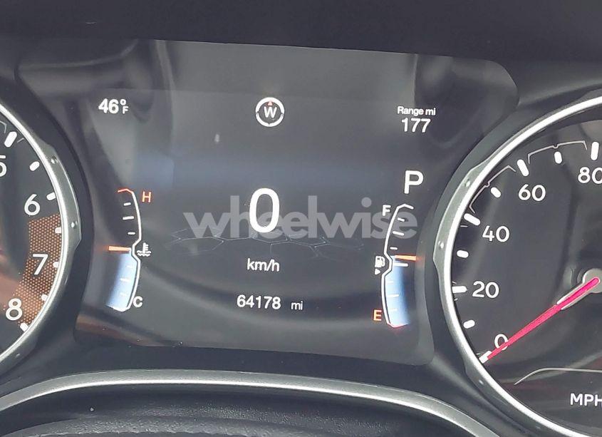 Photo 15 of 2019 Jeep Compass LATITUDE 4X4 (VIN 3C4NJDBB8KT598496)