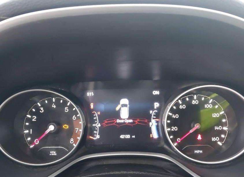 Photo 7 of 2019 Jeep Compass LATITUDE 4X4 (VIN 3C4NJDBB8KT629178)