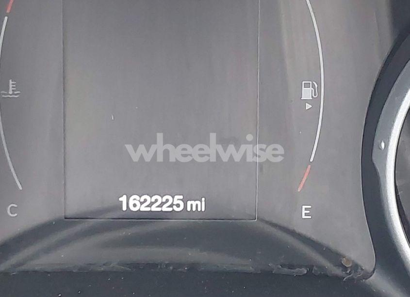 Photo 14 of 2019 Jeep Compass LATITUDE 4X4 (VIN 3C4NJDBB8KT678493)