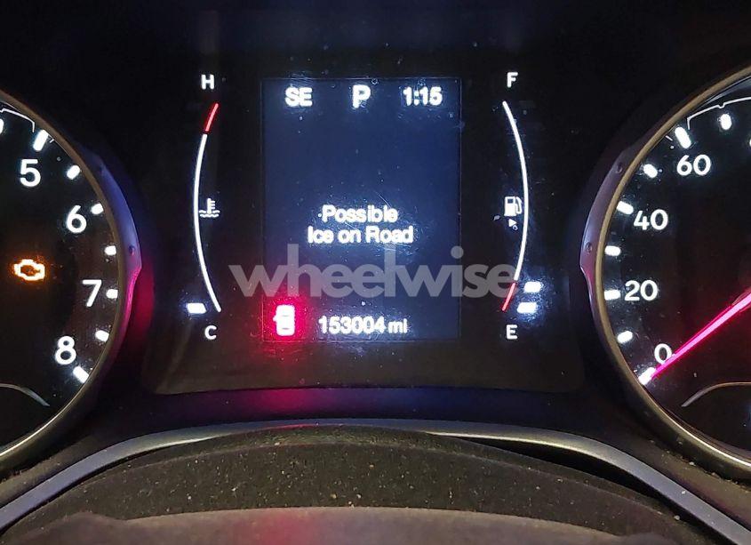 Photo 15 of 2019 Jeep Compass LATITUDE 4X4 (VIN 3C4NJDBB8KT768534)