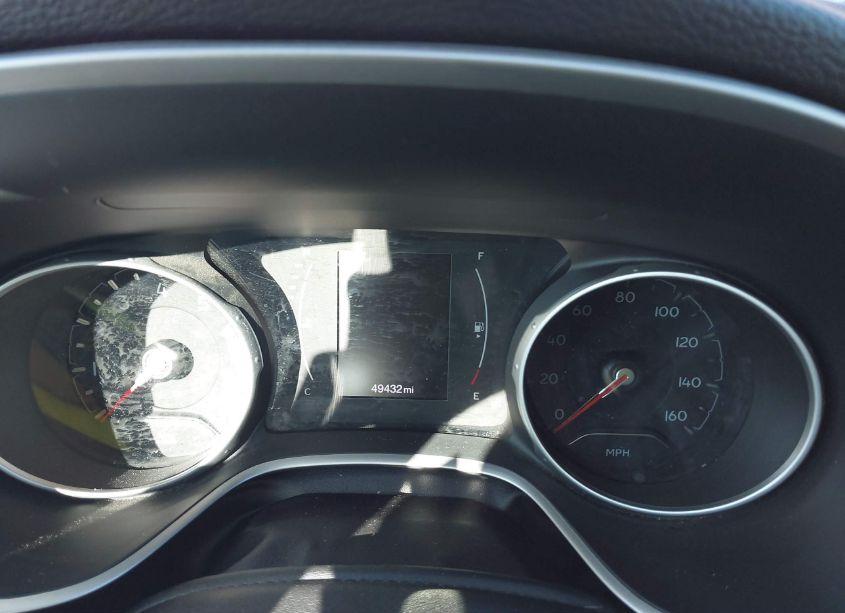 Photo 7 of 2019 Jeep Compass LATITUDE 4X4 (VIN 3C4NJDBB8KT834418)