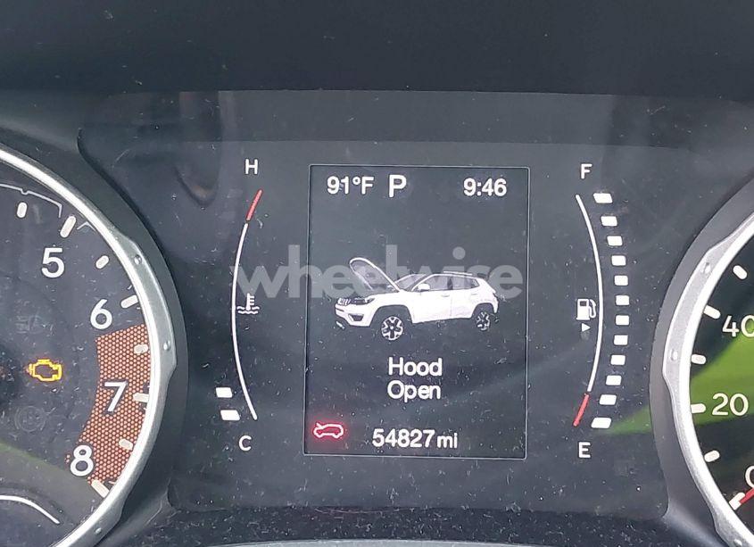 Photo 16 of 2020 Jeep Compass LATITUDE 4X4 (VIN 3C4NJDBB8LT143150)