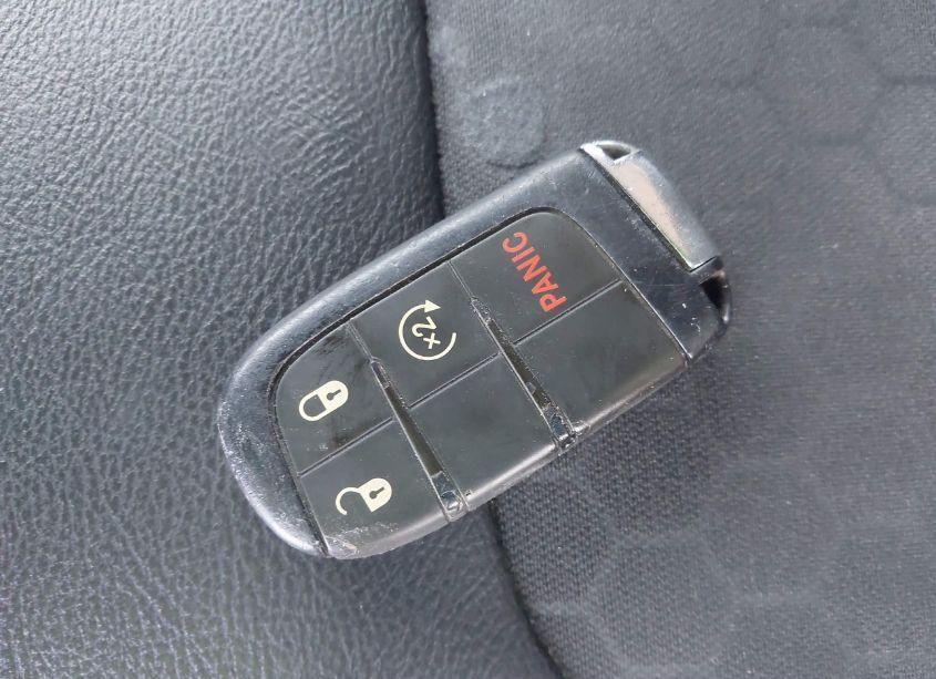 Photo 11 of 2020 Jeep Compass ALTITUDE 4X4 (VIN 3C4NJDBB8LT145478)