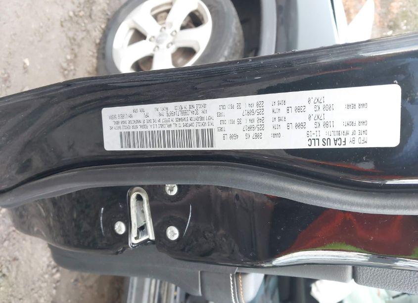 Photo 9 of 2020 Jeep Compass LATITUDE 4X4 (VIN 3C4NJDBB8LT149076)