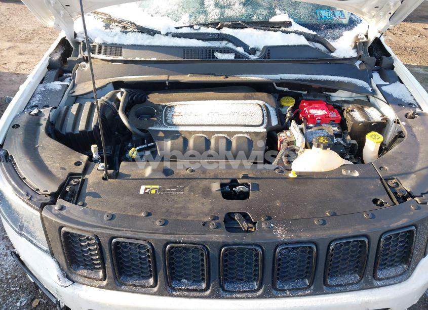 Photo 10 of 2020 Jeep Compass ALTITUDE 4X4 (VIN 3C4NJDBB8LT157310)