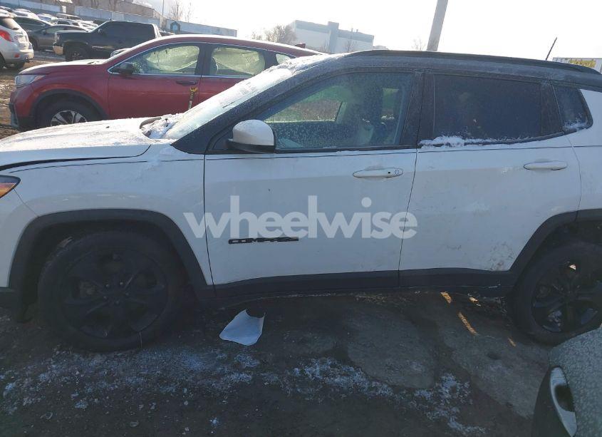 Photo 14 of 2020 Jeep Compass ALTITUDE 4X4 (VIN 3C4NJDBB8LT157310)