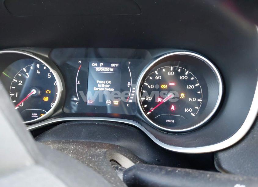 Photo 15 of 2020 Jeep Compass ALTITUDE 4X4 (VIN 3C4NJDBB8LT157310)